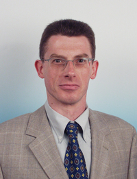 Dr. Dirk Henning