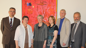 Bischöfin Ilse Junkermann mit Vertretern des Martin-Luther-Instituts der Universität Erfurt