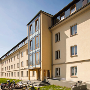 Lehrgebäude 4 der Universität Erfurt