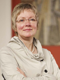Porträt Prof. Dr. Andrea Schulte