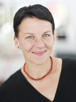 Porträt Prof. Dr. Sandra Tänzer