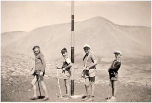 Au col des Moulins. A l'arrire-plan le mont Mounier