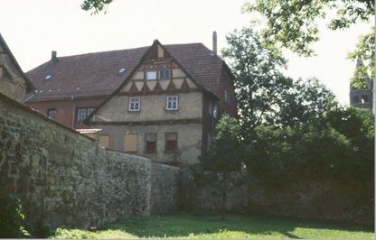 Nonnenkloster, "Unterkloster"